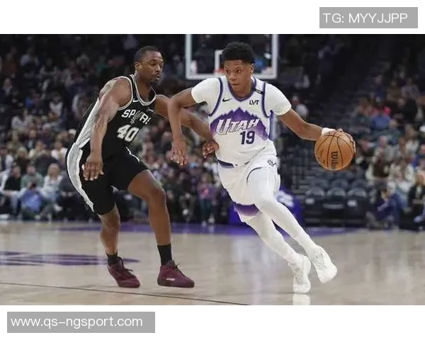 文班称赞科内特为联盟稀有盖帽手与他并肩作战令人振奋