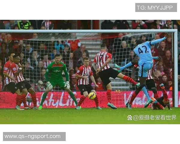 曼联在12月份英超赛场表现不佳近14场比赛输掉9场引发关注 曼联在12月份英超赛场表现不佳近14场比赛输掉9场引发关注