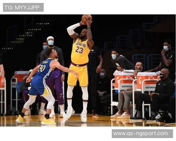 纳斯透露乔治脚踝酸痛正在接受检查以确定伤情严重性