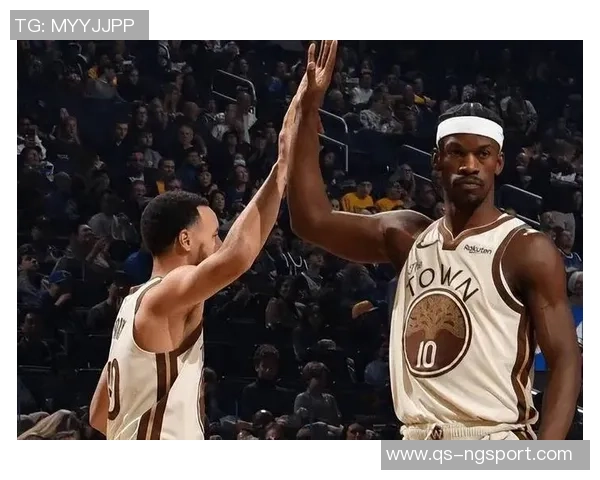 勇士记者透露威尔理查德首发替代巴特勒巴特勒缺席替补席引发关注 勇士记者透露威尔理查德首发替代巴特勒巴特勒缺席替补席引发关注