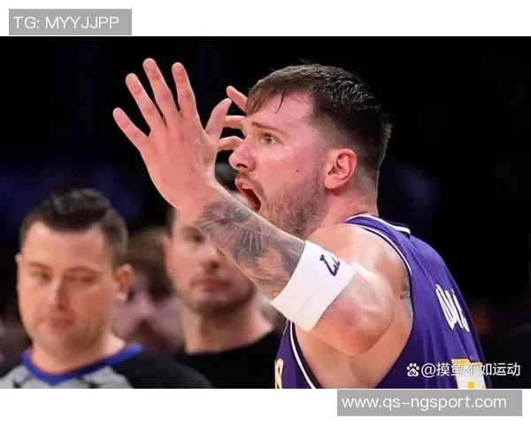 霍里直言东契奇比赛中频繁造犯规策略裁判不吹他就持续尝试